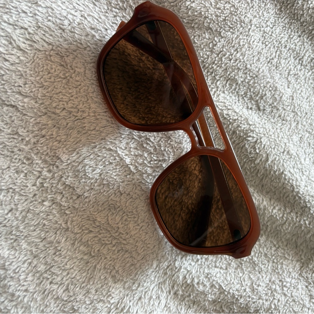 Stylish Brown Sunglasses